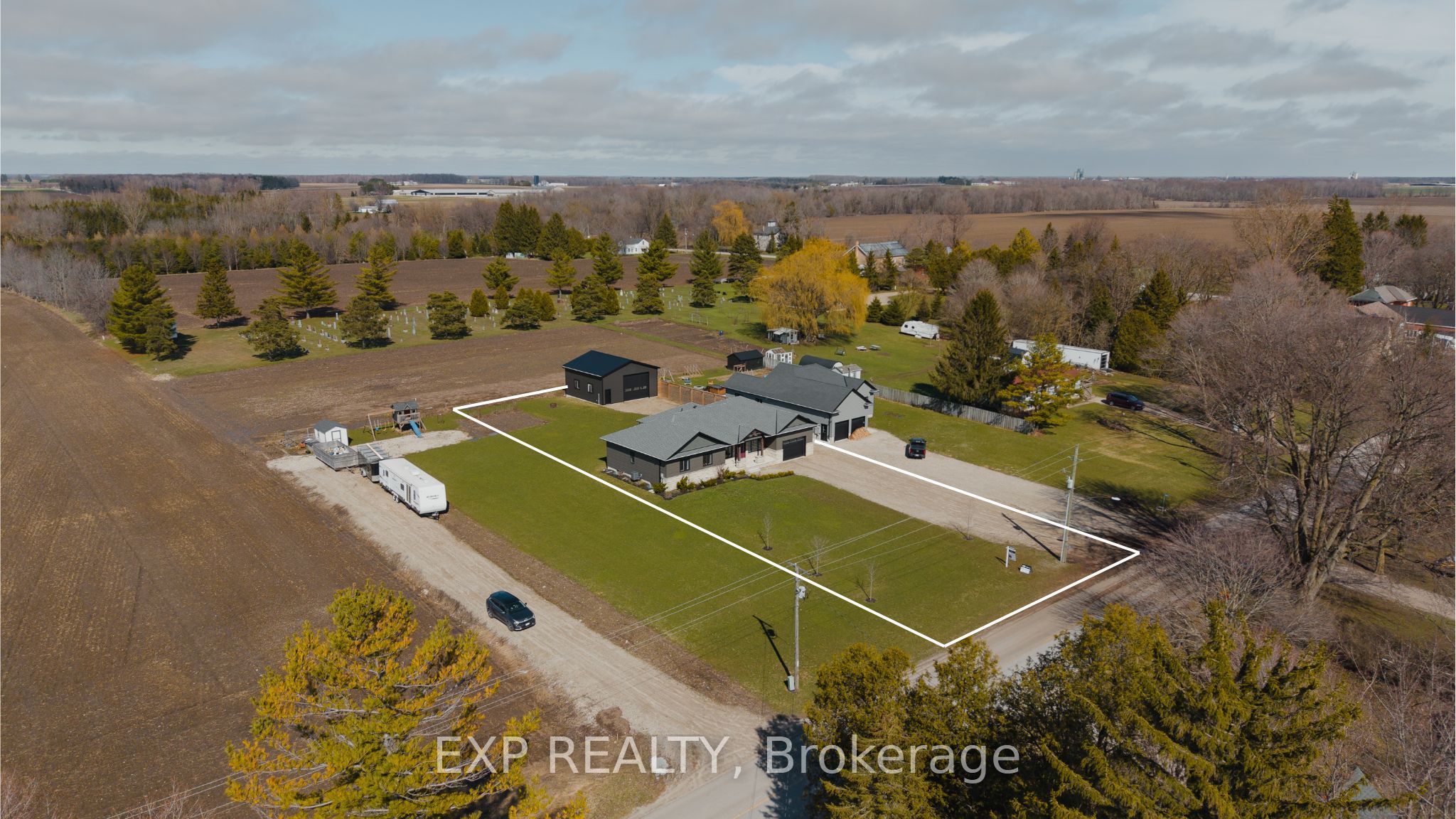Residential in Huron East 2
