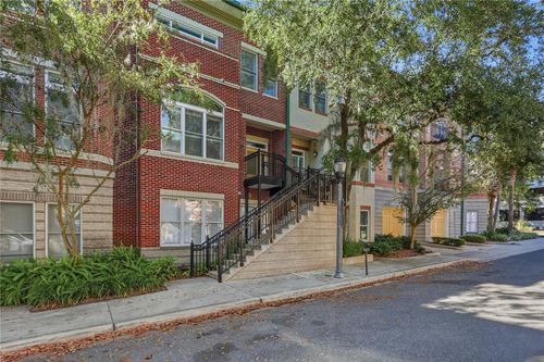 132 4th St, GAINESVILLE, FL, 32601-5606 | Card Image