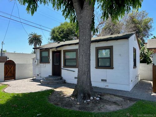 4623 Kensington Dr, San Diego, CA, 92116-3824 | Card Image