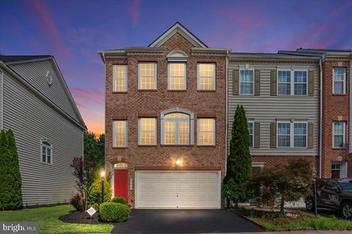 25217 Beach Pl, CHANTILLY, VA, 20152-4131 | Card Image