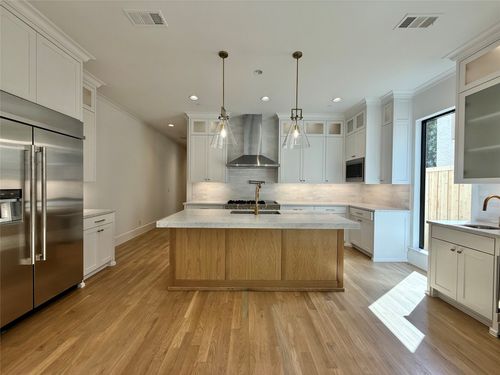 4423 Emerson Ave, Dallas, TX, 75205-1065 | Card Image