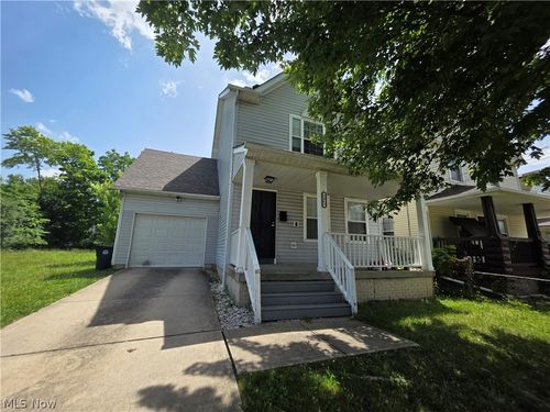 3463 E 108th St, Cleveland, OH, 44104-5647 | Card Image