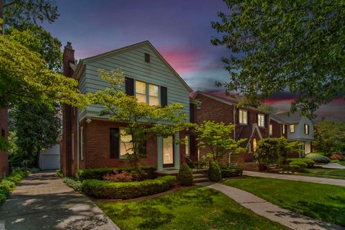 255 Merriweather Rd, Grosse Pointe Farms, MI, 48236-3428 | Card Image