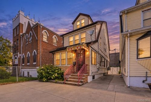 10931 135th Street, New York, NY, 11420 | Card Image