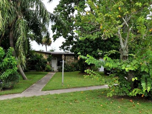 490 Sandia Ave, Port Saint Lucie, FL, 34983-2163 | Card Image