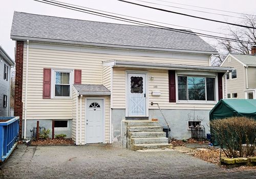 151 Thorndike St, Arlington, MA, 02474-8709 | Card Image