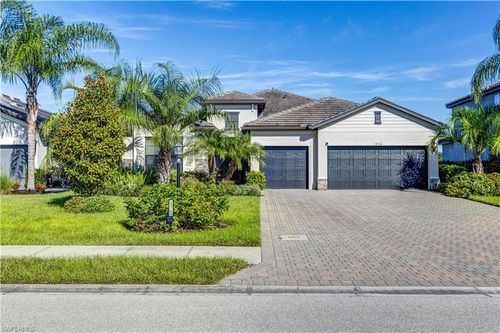 19768 Beechcrest Pl, Estero, FL, 33928-6536 | Card Image