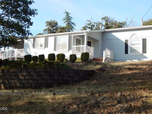 130 Riverview Cir, Shady Cove, OR, 97539-9727 | Card Image
