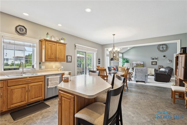 UNIT-113 - 1121 Town Line Rd, Condo with 2 bedrooms, 3 bathrooms and 4 parking in Bryan OH | Image 15
