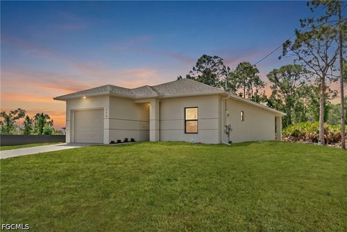 726 Newhall St, Lehigh Acres, FL, 33974-9412 | Card Image