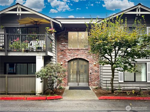 apt-210-8021 234th St Sw, Edmonds, WA, 98026-9313 | Card Image