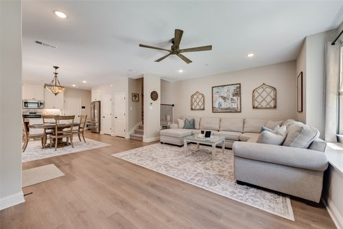 424 Parkside Dr, Argyle, TX, 76226-4181 | Card Image