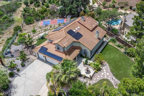 457 Silver Shadow Dr, San Marcos, CA, 92078-4457 | Card Image