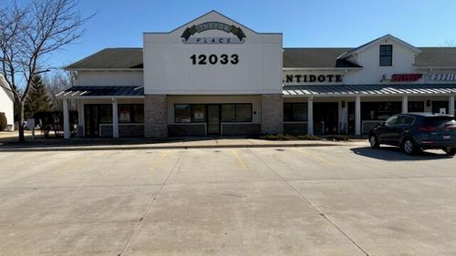 12033 Antioch Rd, Trevor, WI, 53179-9497 | Card Image