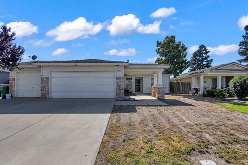 10141 Tracy Lane, Delhi, CA, 95315 | Card Image