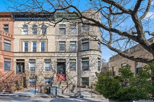 897 Park Pl, Brooklyn, NY, 11216-4003 | Card Image