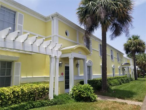 apt-d-221 Pompano Dr Se, ST PETERSBURG, FL, 33705-6408 | Card Image