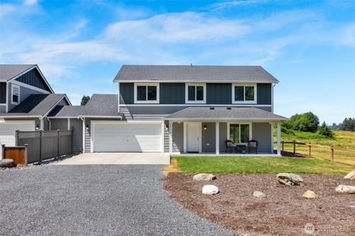 b-7515 100th St Ne, Marysville, WA, 98270-7920 | Card Image