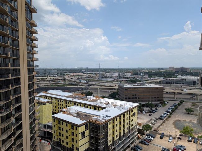 UNIT-1809 - 3505 Sage Rd, Condo with 2 bedrooms, 2 bathrooms and 1 parking in Houston TX | Image 13