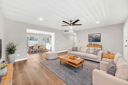 1214 E Butler Dr, Phoenix, AZ, 85020-3823 | Card Image