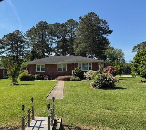 3933 Chadswyck Road, Chesapeake, VA, 23321 | Card Image