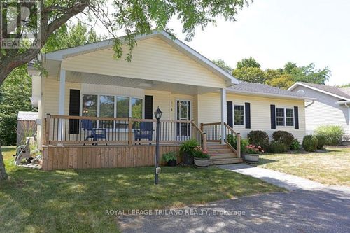 348 Shannon Boulevard, South Huron (Stephen), ON, N0M1T0 | Card Image