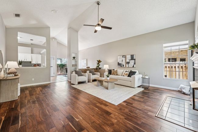 8204 Cahill Dr, House other with 3 bedrooms, 2 bathrooms and 4 parking in Austin TX | Image 6