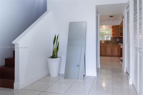 9470 Atlantic St, Miramar, FL, 33025-4251 | Card Image