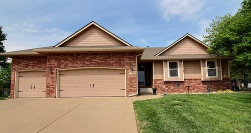 12318 E Lincoln Ct, Wichita, KS, 67207-7001 | Card Image