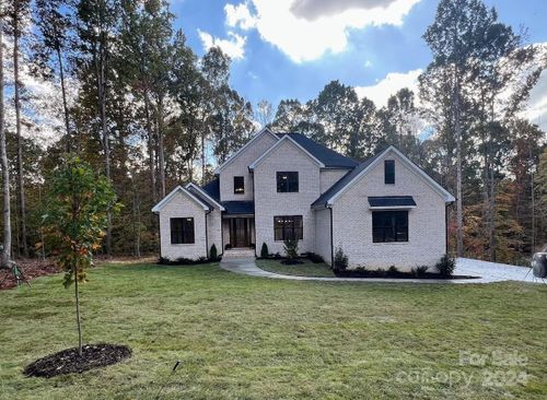 11-1025 Readsboro Dr, Mount Ulla, NC, 28125-7666 | Card Image