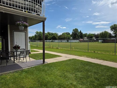6529 Rochdale Blvd, Regina, SK, S4X2Z1 | Card Image