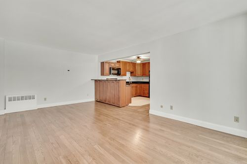 apt-97-32 Juniper St, Brookline, MA, 02445-7138 | Card Image