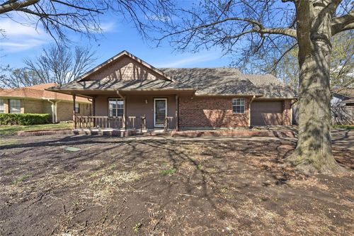 3118 Normandy Dr, Sherman, TX, 75090-1838 | Card Image