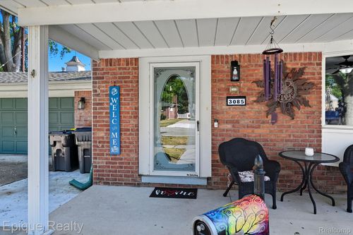 3085 Grange Rd, Trenton, MI, 48183-3473 | Card Image