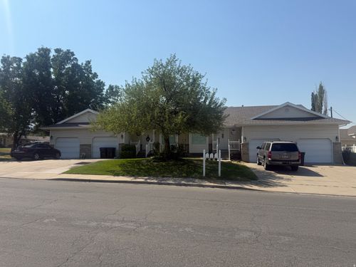 270 E Center St, Bountiful, UT, 84010-4816 | Card Image