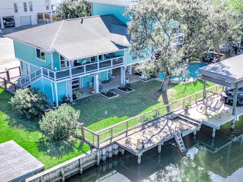 325 Ling St, Bayou Vista, TX, 77563-2601 | Card Image