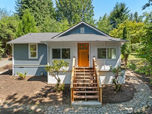 608 Ne 2nd St, Winlock, WA, 98596-9474 | Card Image