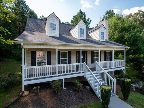 18 Hames Pt, Adairsville, GA, 30103-4596 | Card Image