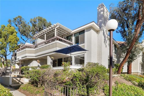 8c-25701 View Pointe, Lake Forest, CA, 92630-5930 | Card Image