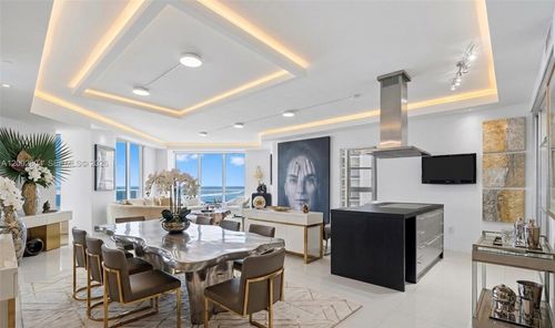 709-18201 Collins Ave, Sunny Isles Beach, FL, 33160-5116 | Card Image