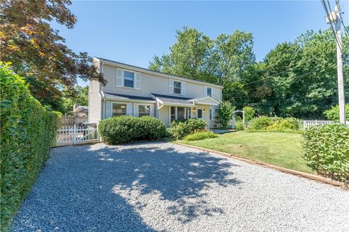 88 General Hawkins Dr, Warwick, RI, 02888-4944 | Card Image