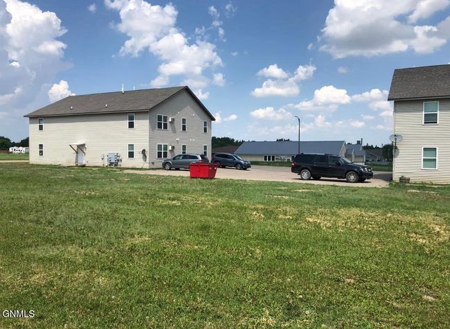 202206 10 Th Ave Se, Home with 24 bedrooms, 16 bathrooms and null parking in Crosby ND | Image 15