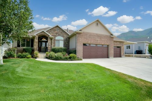 2320 View Dr, South Weber, UT, 84405-9455 | Card Image