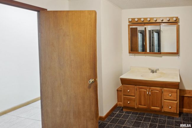 765 Logan Hollow Rd, House other with 2 bedrooms, 1 bathrooms and null parking in Rockwood IL | Image 27