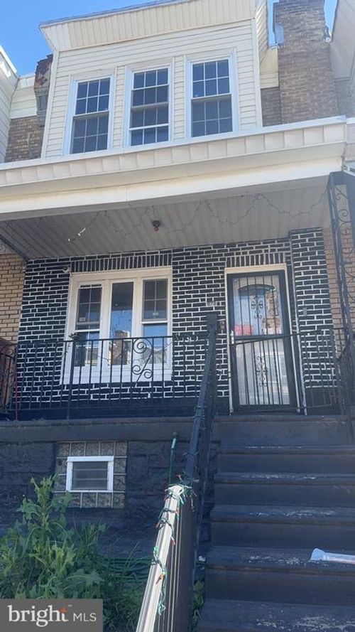 971 Carver St, PHILADELPHIA, PA, 19124-1037 | Card Image