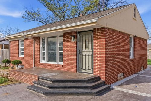 2701 N Litchfield Ave, Wichita, KS, 67204-5042 | Card Image
