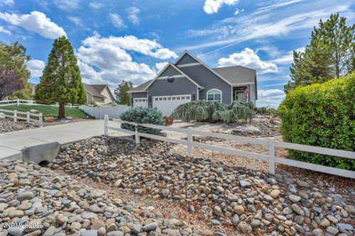 1688 Chiquita Cir, Minden, NV, 89423-8040 | Card Image