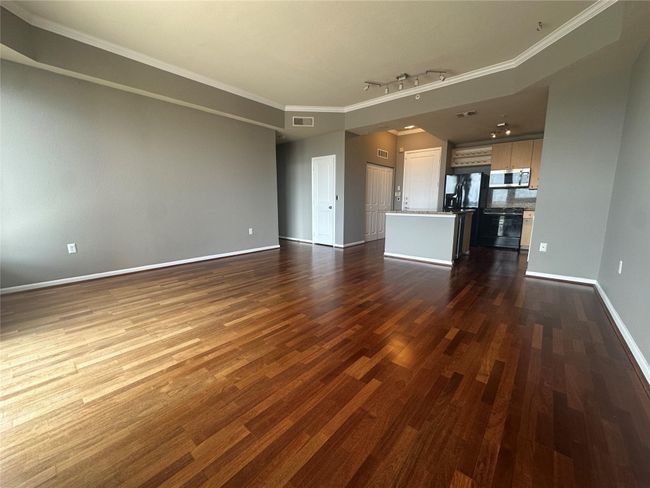 UNIT-2804 - 3505 Sage Rd, Condo with 1 bedrooms, 1 bathrooms and 1 parking in Houston TX | Image 9