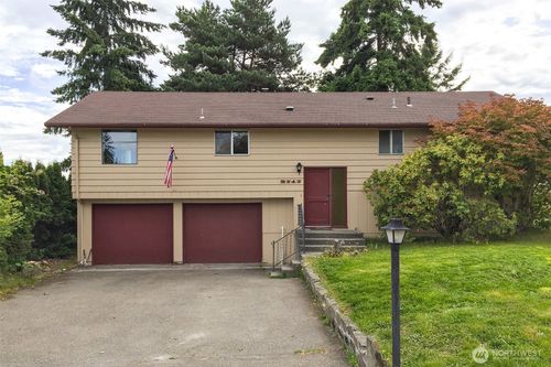 2717 S Laurel St, Port Angeles, WA, 98362-6906 | Card Image