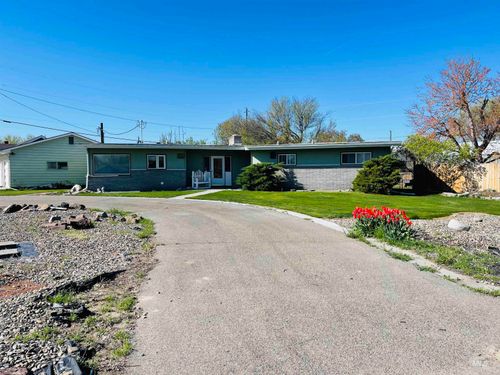 231 S Verde Dr, Ontario, OR, 97914-2032 | Card Image